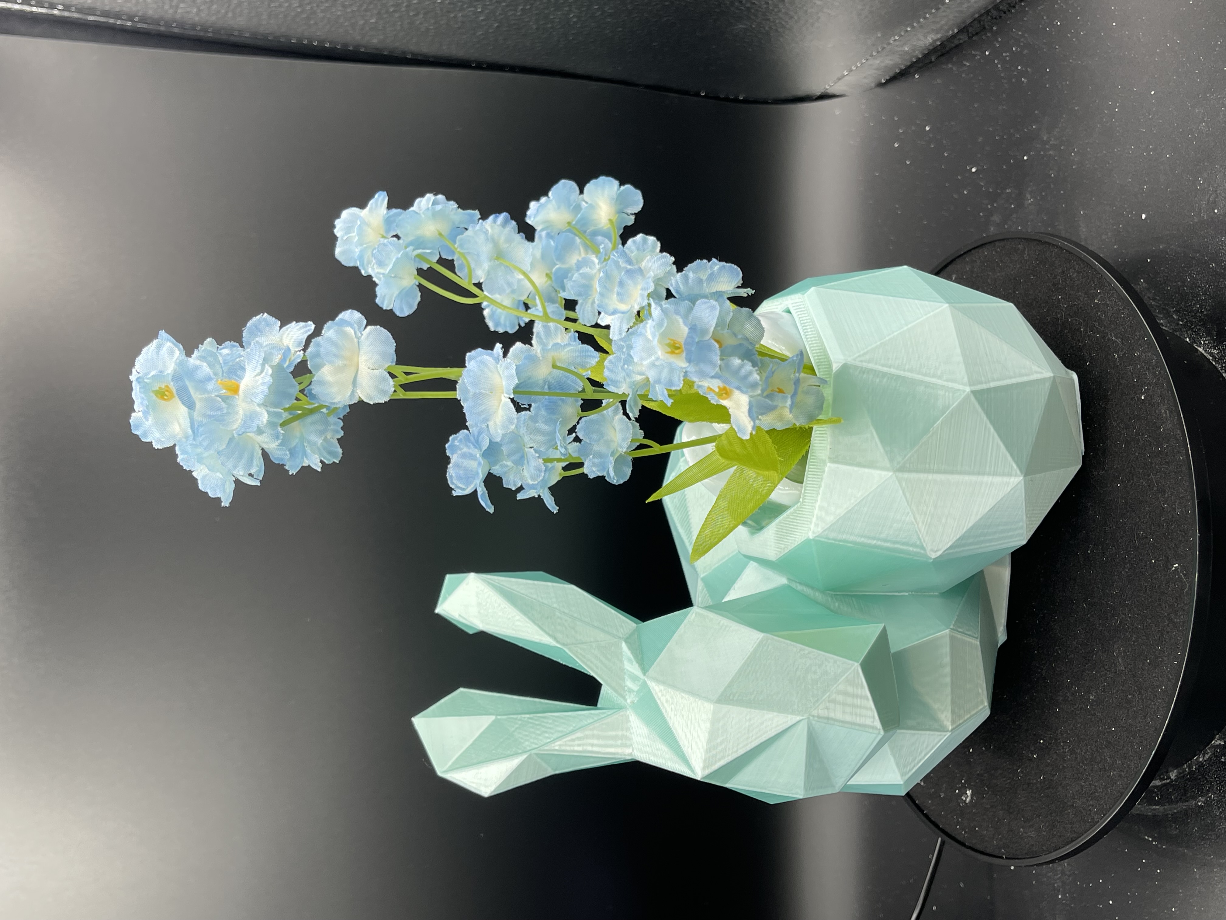 LOW-POLY BUNNY PLANTER - 60