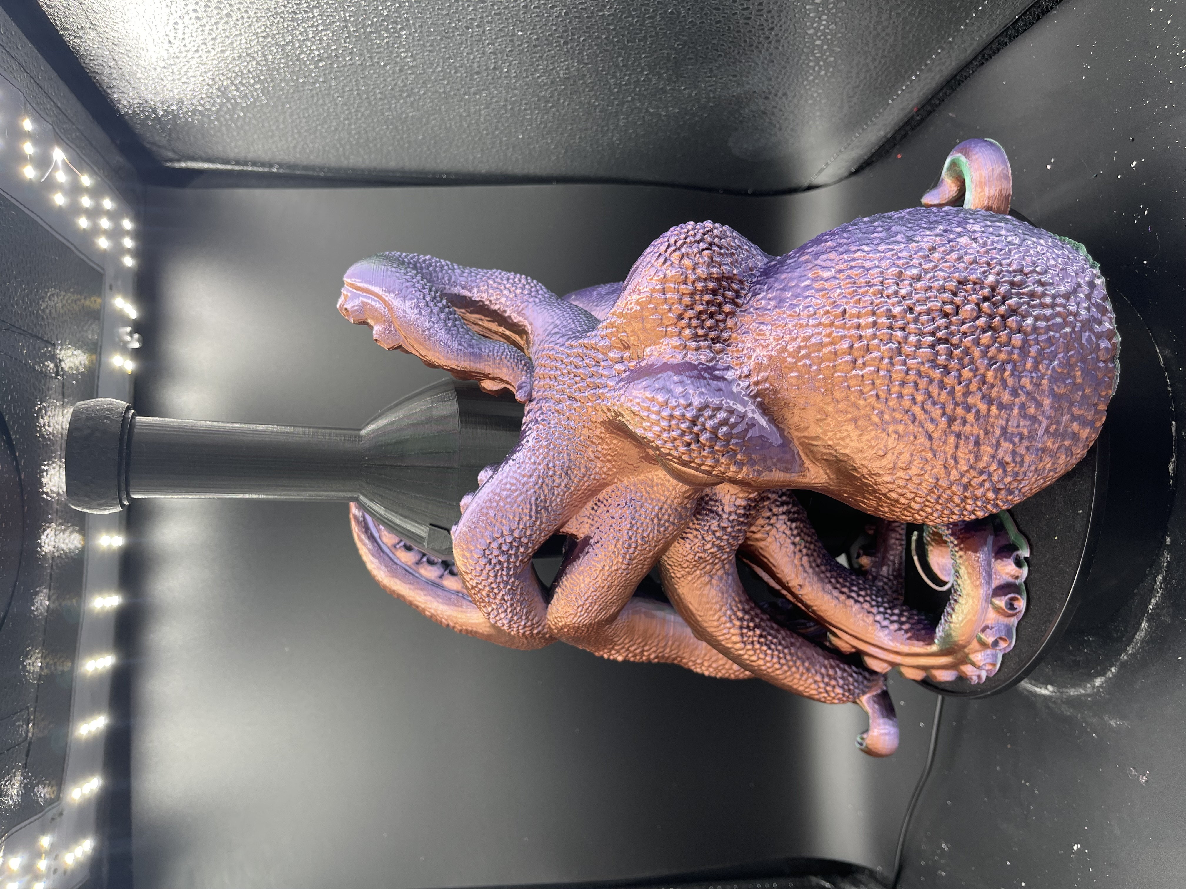 UNIQUE OCTOPUS BORDAUX BOTTLE HOLDER! COLOR CHANGING! (GREEN PURPLE COPPER 103)